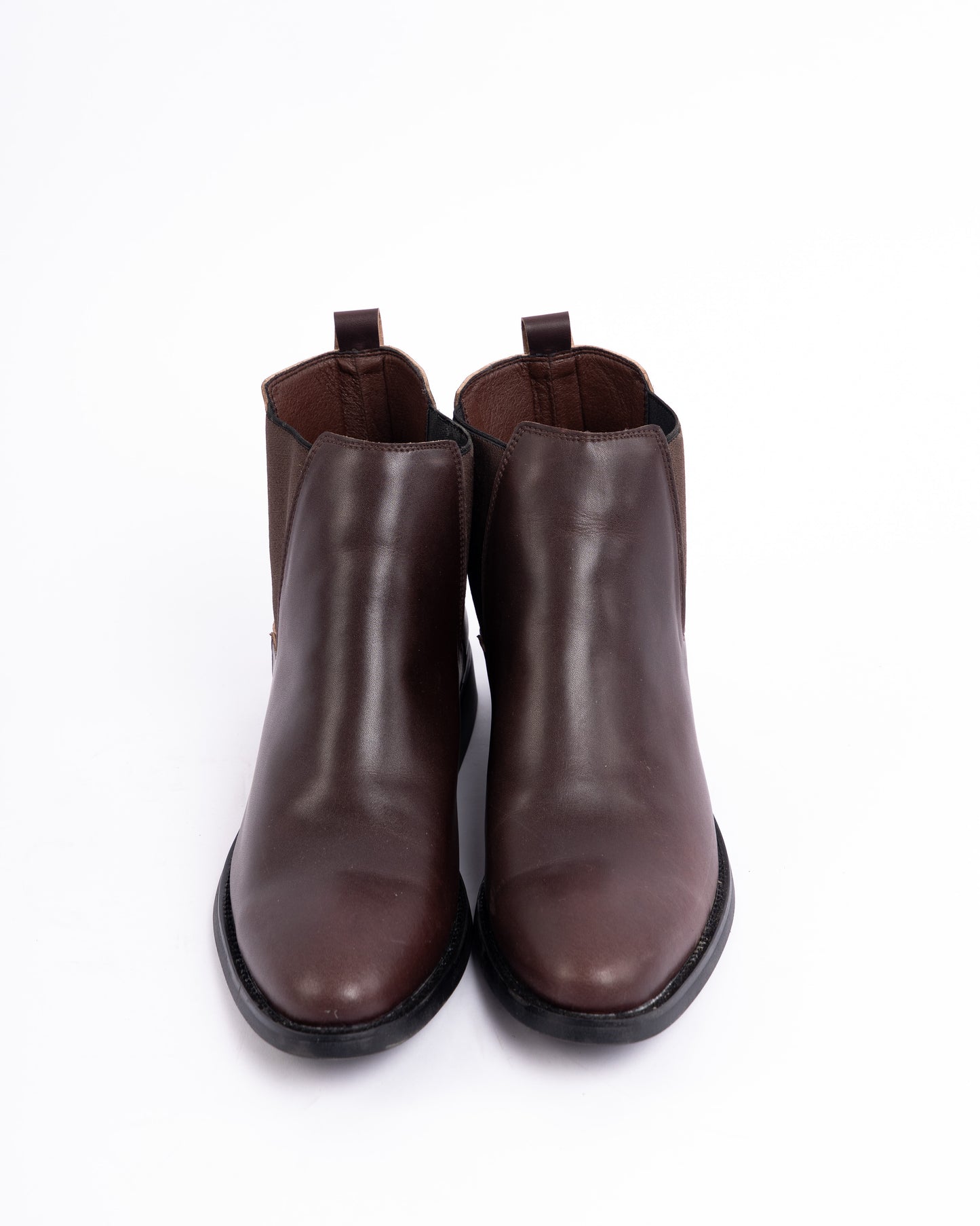 Vegan Chelsea boot
