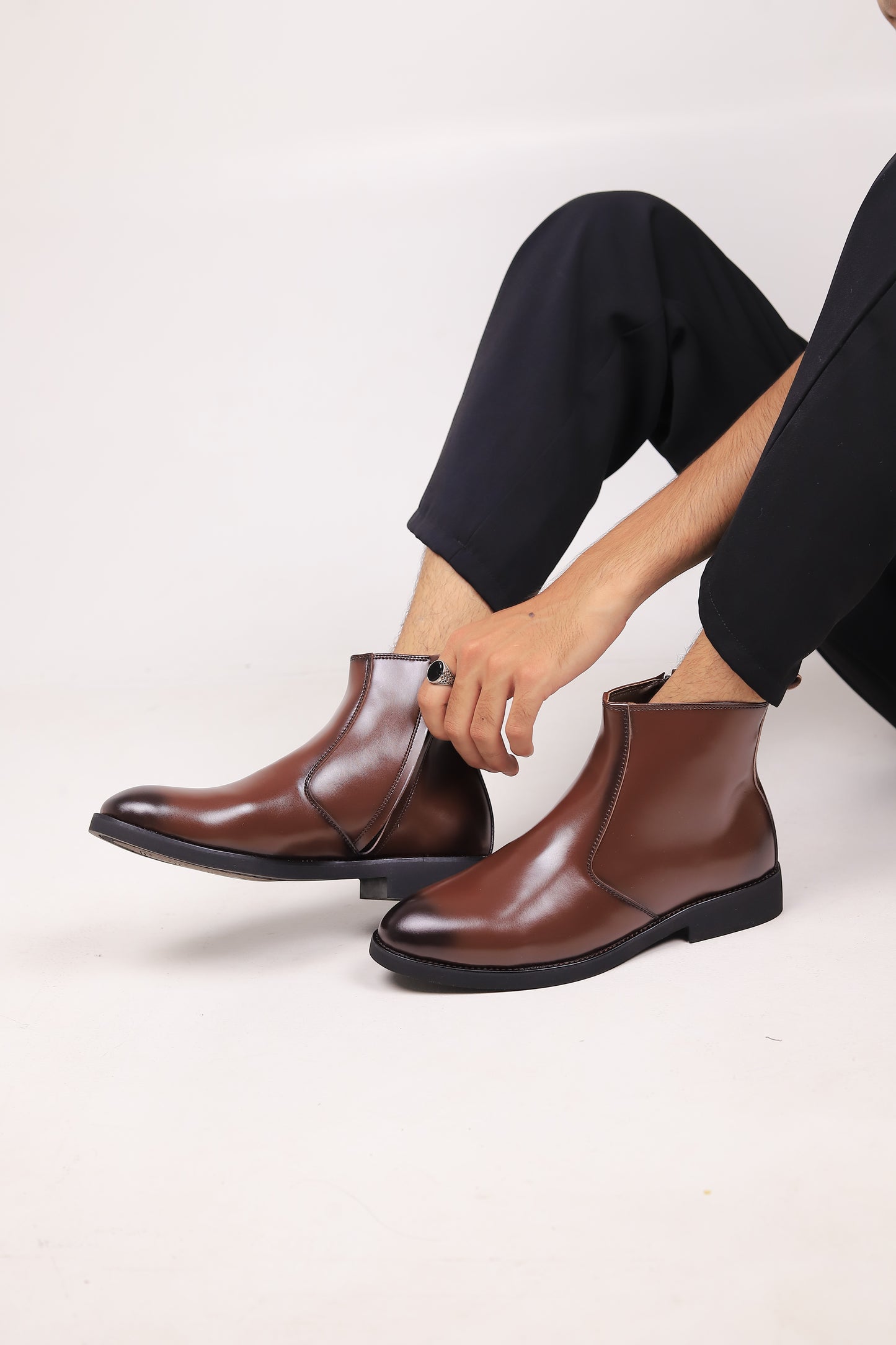 Zane Zipper Boot