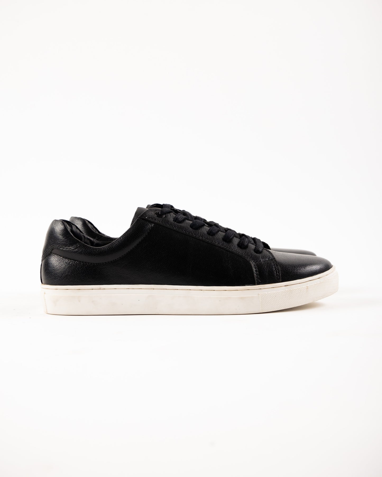 Essential Milled Black