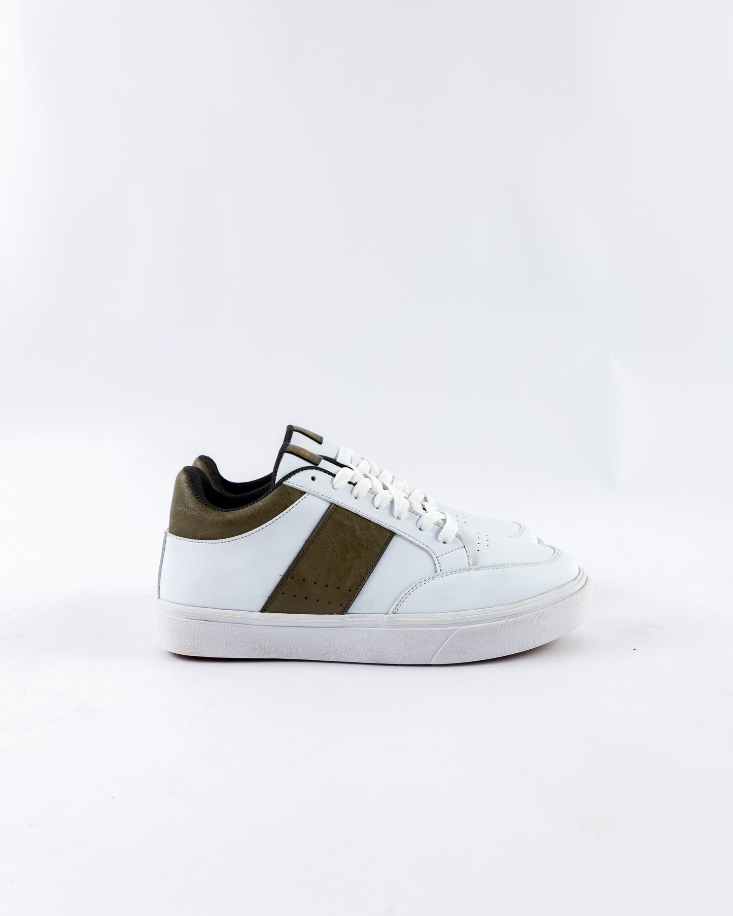 Series 005 (Men)