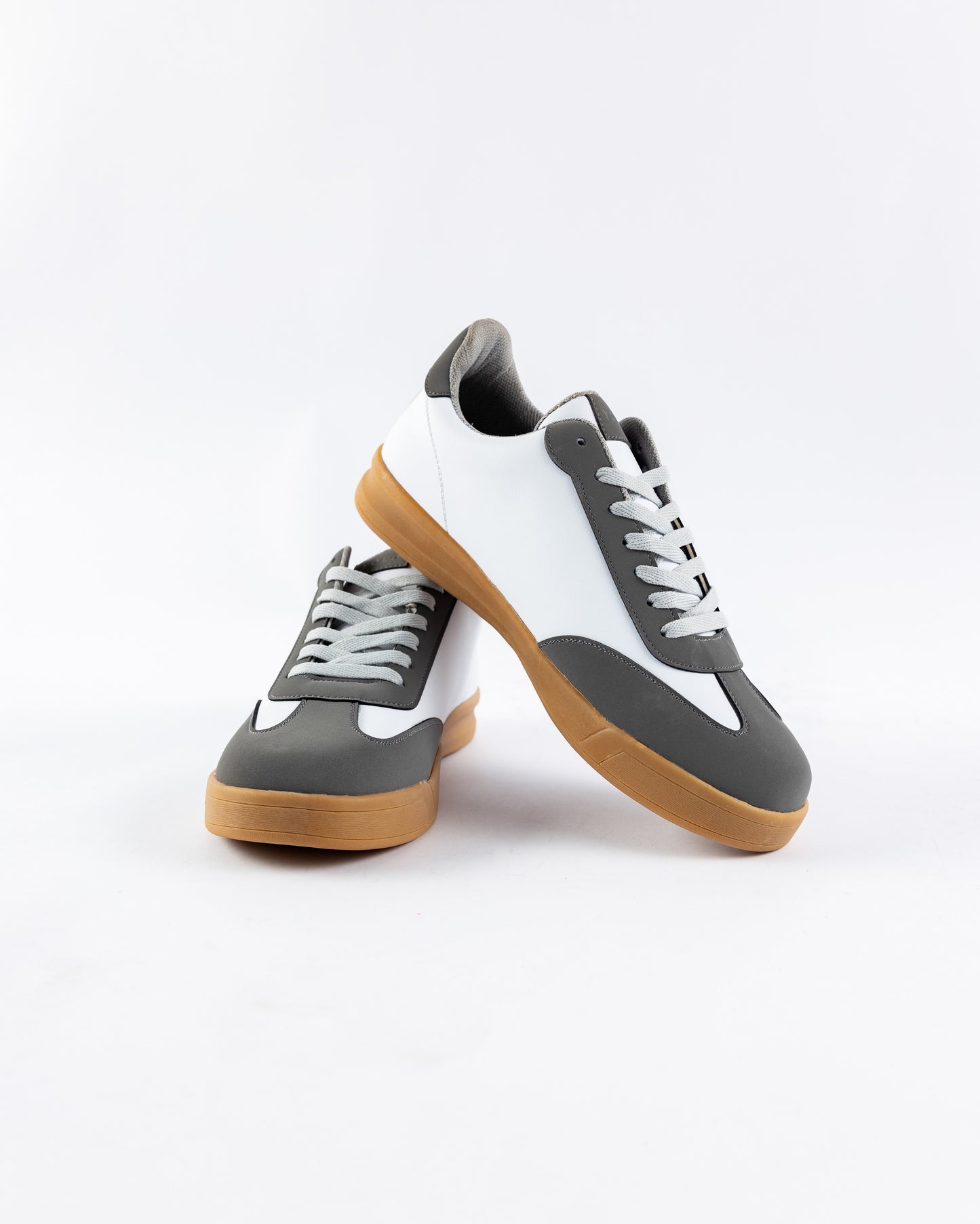 Series 004 (Men)