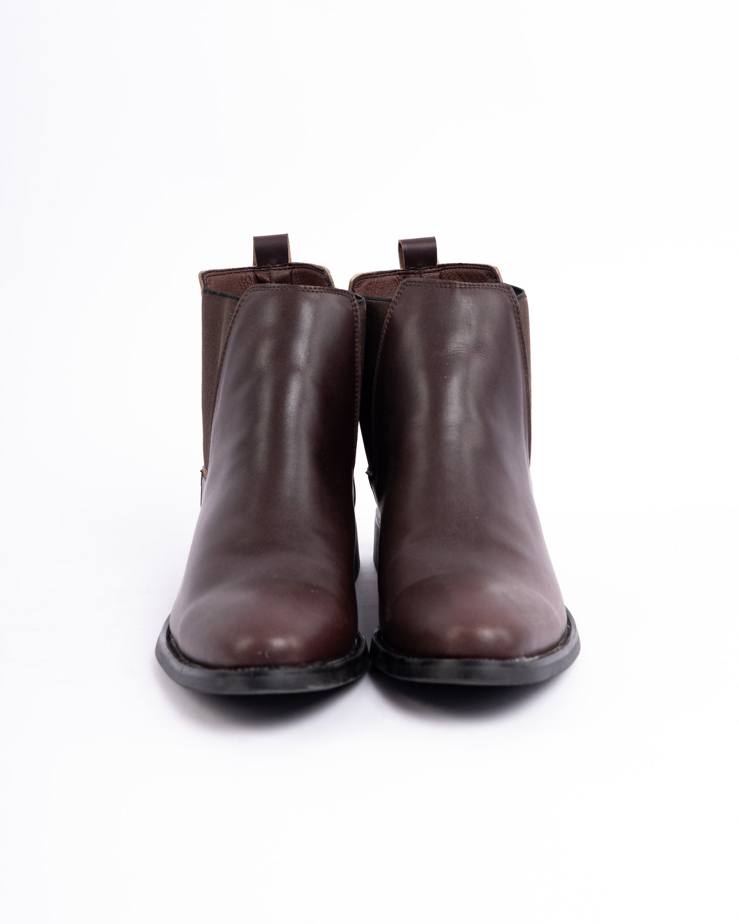Vegan Chelsea boot