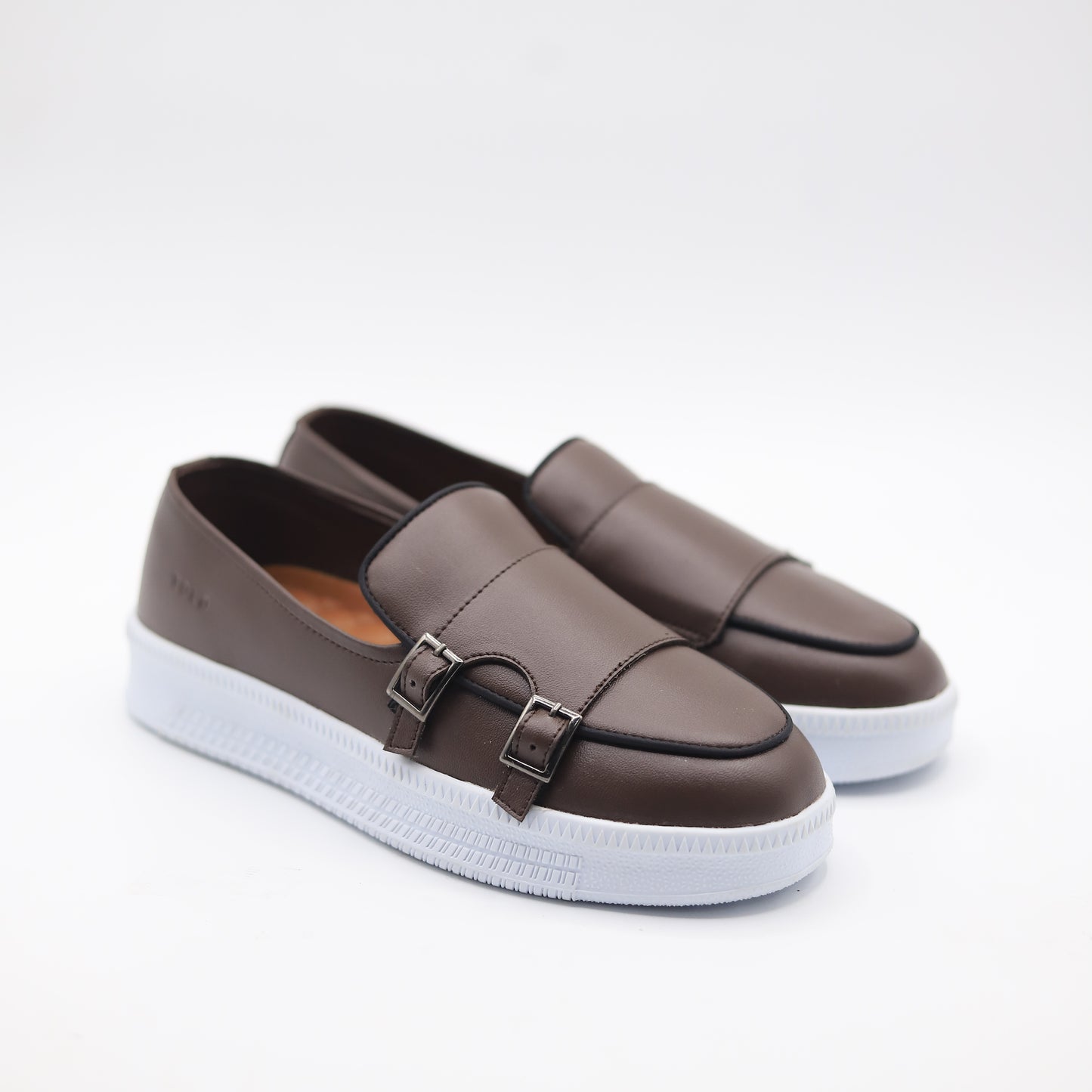Monks Sneaker